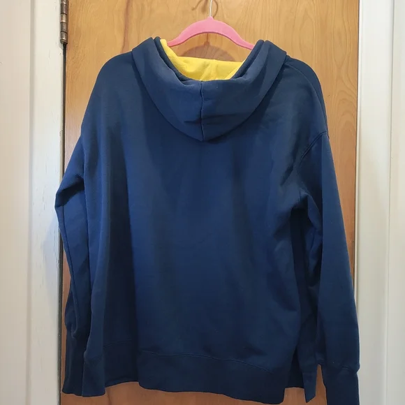 Go Blue 💙 💛 UofMichigan V Neck Women's Hoodie. Size XL Runs Very Small. - Picture 3 of 4